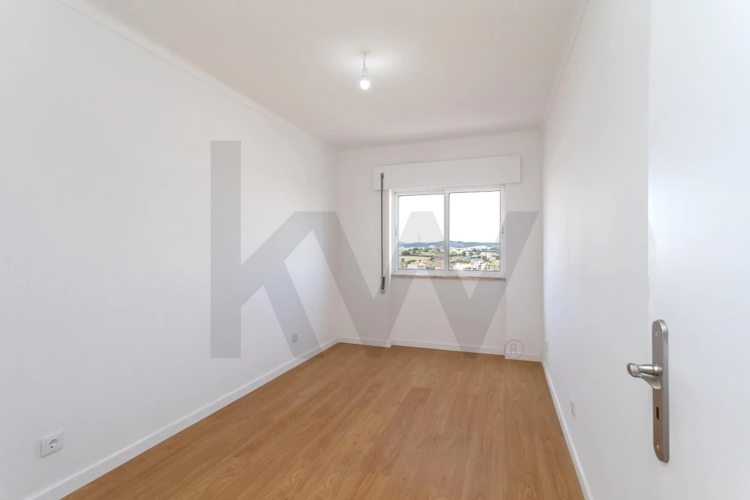 Apartamento T2 para Venda em Cacém e São Marcos Foto 23