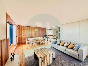 Apartamento T3 para Venda em Póvoa de Varzim, Beiriz e Argivai