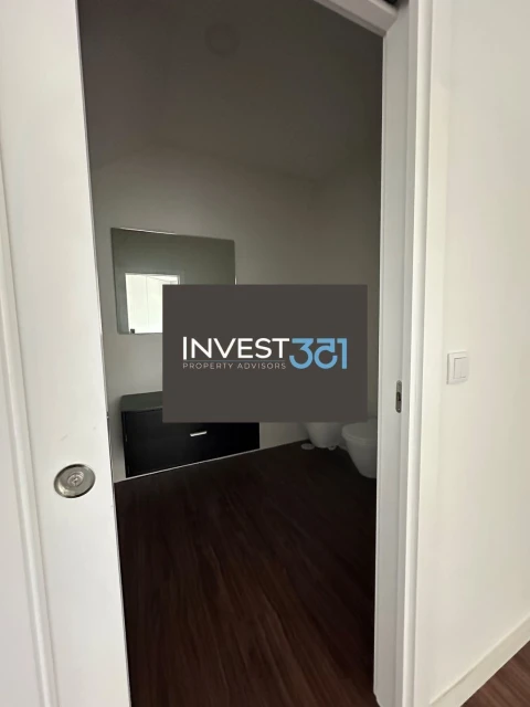 Apartamento T3 para Venda em Lordelo do Ouro e Massarelos