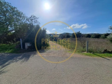 Armazém para Venda em Santa Barbara de Nexe