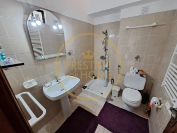 Apartamento T3 para Venda em Loule (São Clemente)