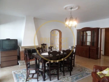 Apartamento T3 para Venda em Loule (São Clemente)