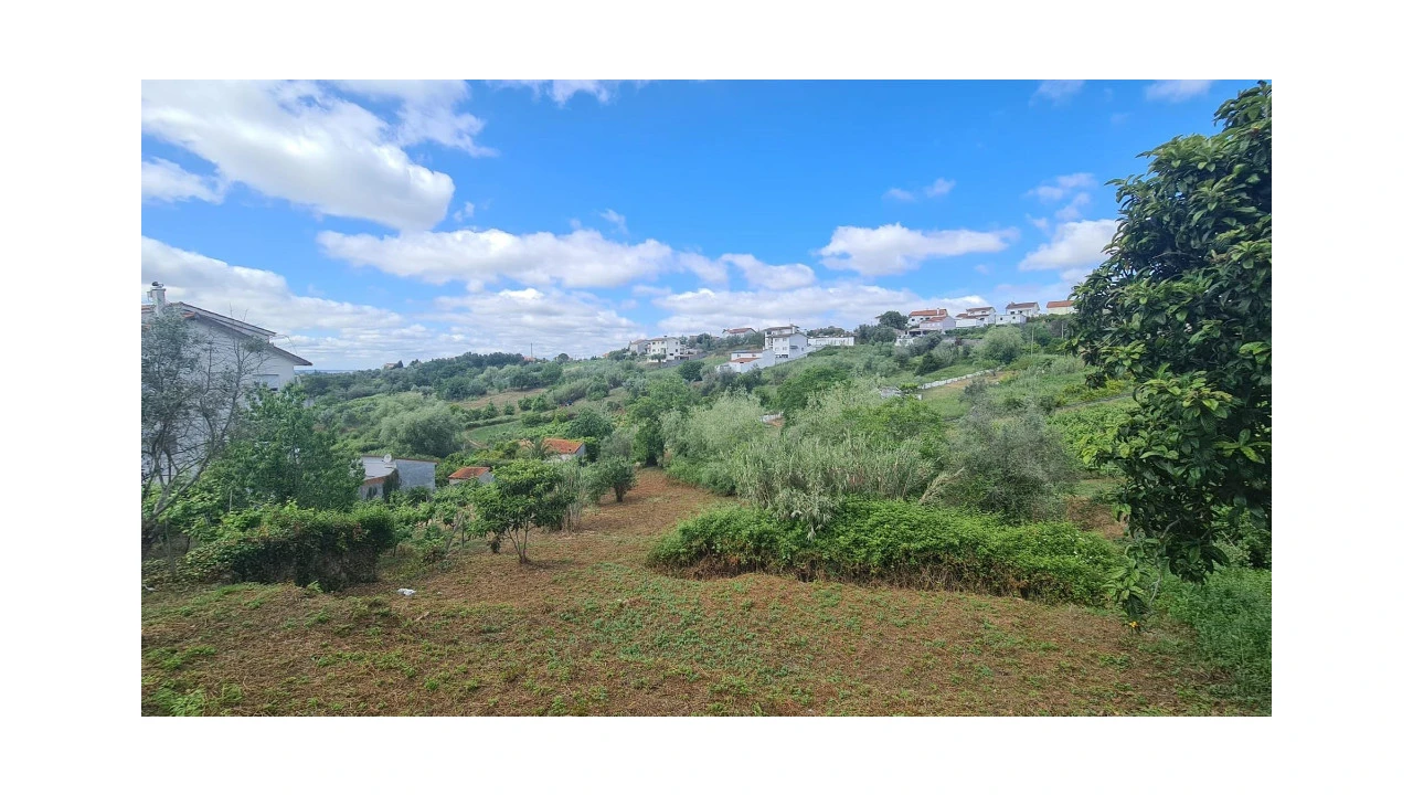 Terreno para Venda em Almalagues Foto 2