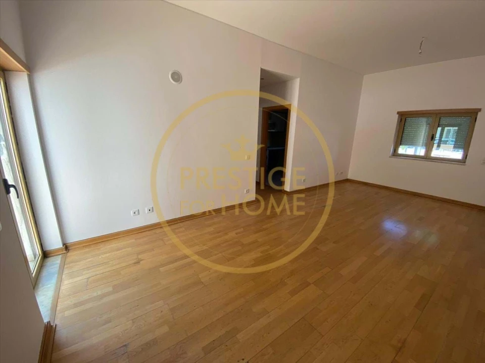 Apartamento T2 para Venda em Loule (São Clemente) Foto 5