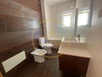 Apartamento T2 para Venda em Loule (São Clemente)