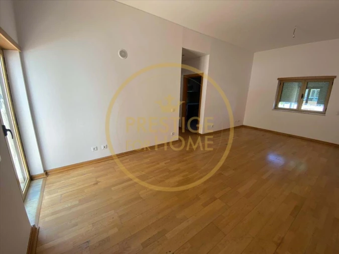 Apartamento T2 para Venda em Loule (São Clemente) Foto 5
