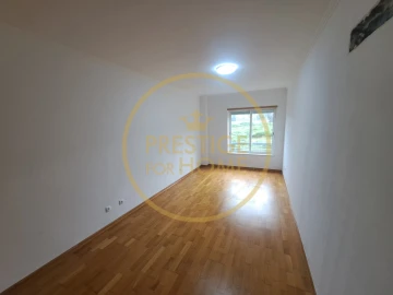 Apartamento T2 para Venda em Loule (São Clemente)