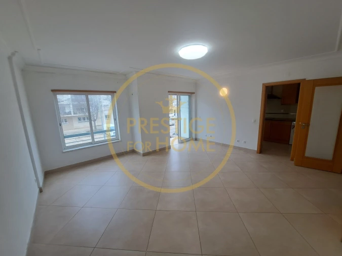 Apartamento T2 para Venda em Loule (São Clemente) Foto 4