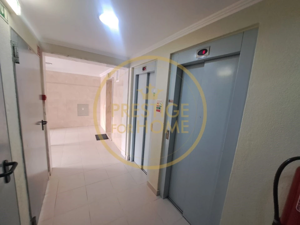 Apartamento T2 para Venda em Loule (São Clemente) Foto 22