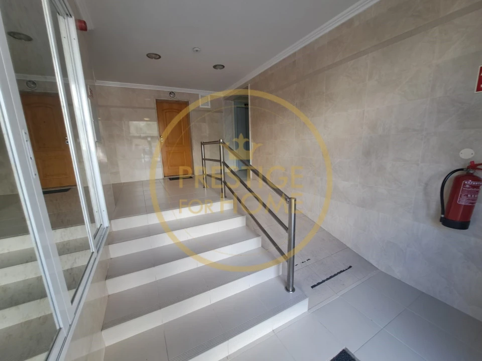 Apartamento T2 para Venda em Loule (São Clemente) Foto 21