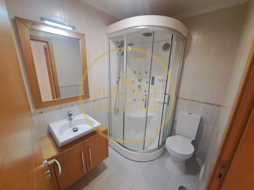 Apartamento T2 para Venda em Loule (São Clemente) Foto 15