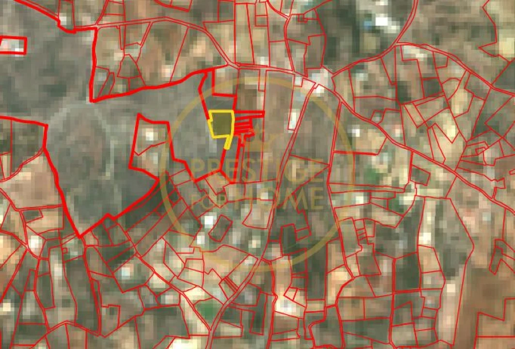 Terreno para Venda em Santa Barbara de Nexe Foto 3