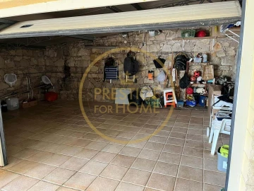 Moradia T6 para Venda em Loule (São Clemente)