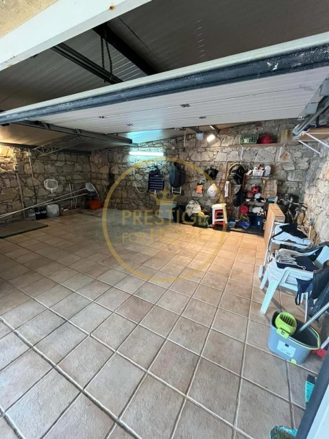 Moradia T6 para Venda em Loule (São Clemente)