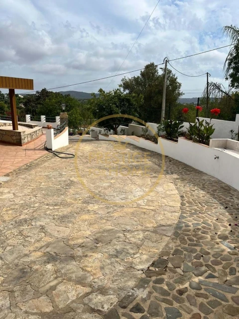 Moradia T6 para Venda em Loule (São Clemente)