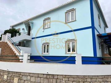 Moradia T6 para Venda em Loule (São Clemente)