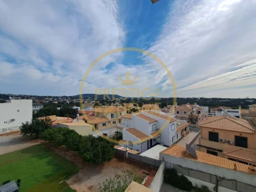 Apartamento T3 para Venda em Almancil