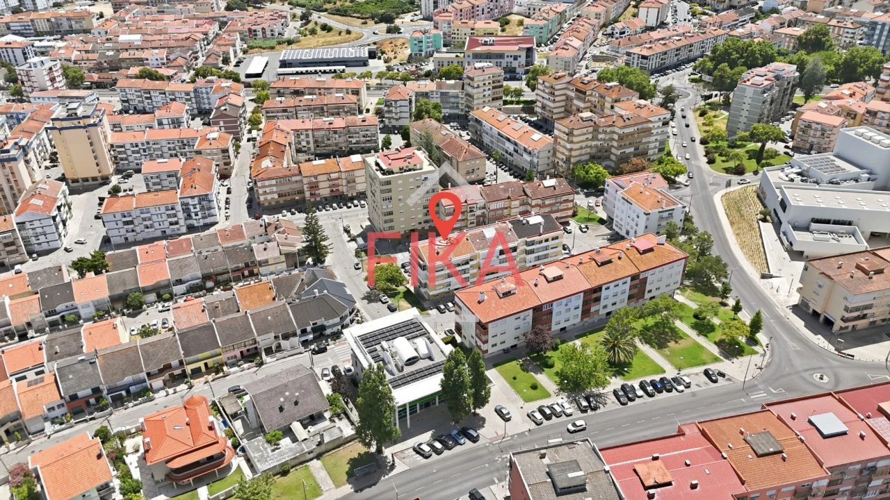 Apartamento T2 para Venda em Amora Foto 30