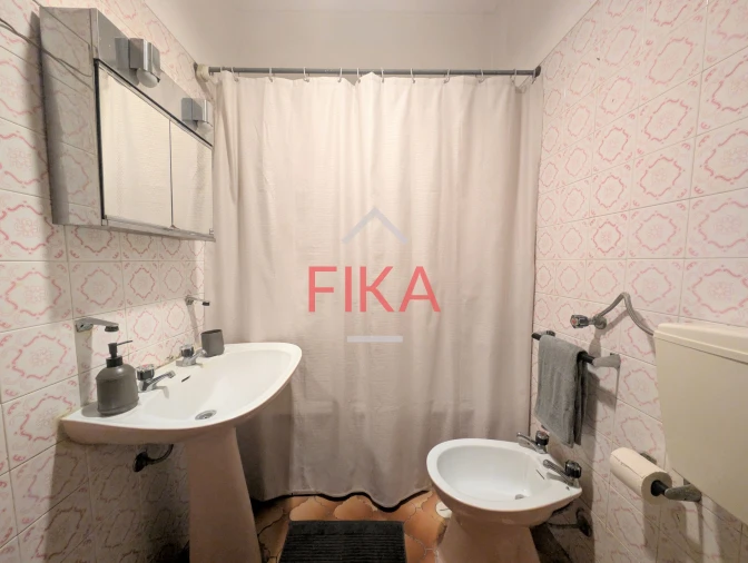 Apartamento T2 para Venda em Amora Foto 16