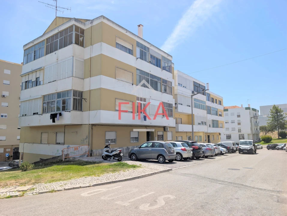 Apartamento T2 para Venda em Amora Foto 27