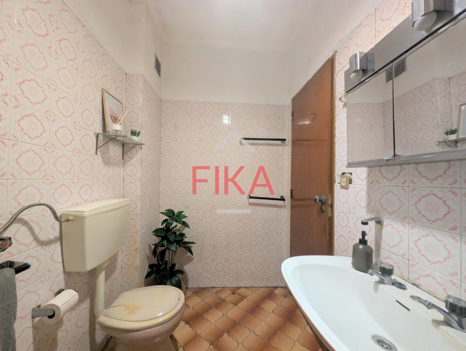 Apartamento T2 para Venda em Amora Foto 17