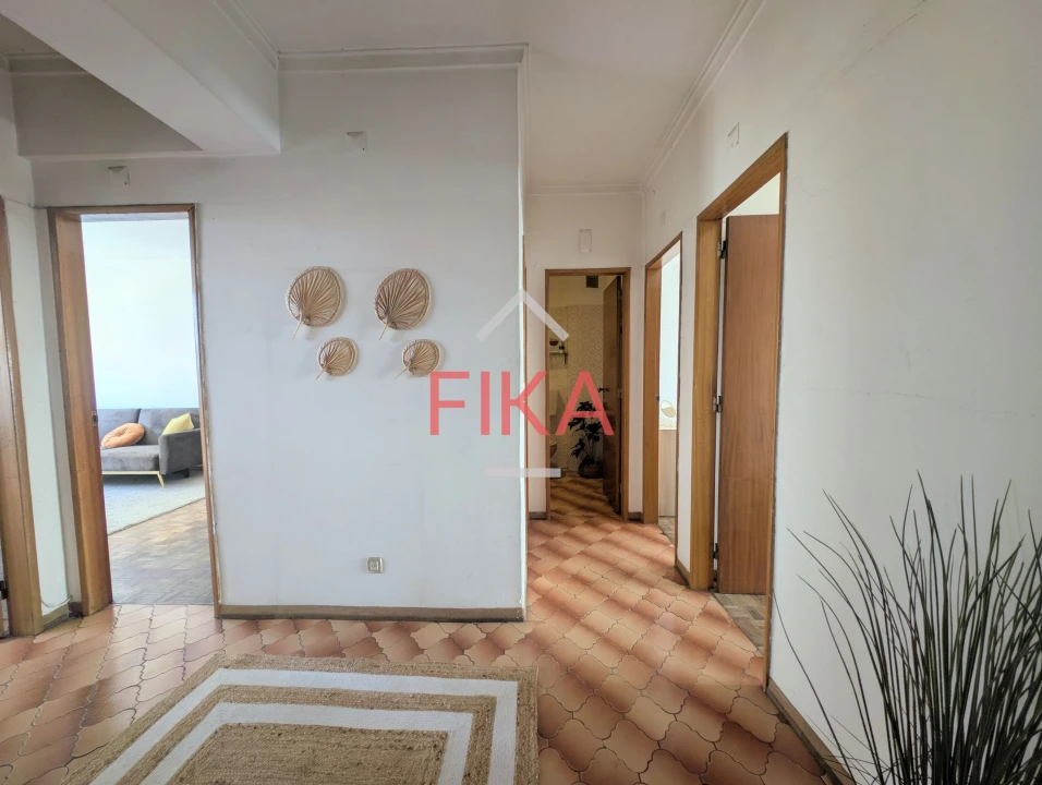 Apartamento T2 para Venda em Amora Foto 8
