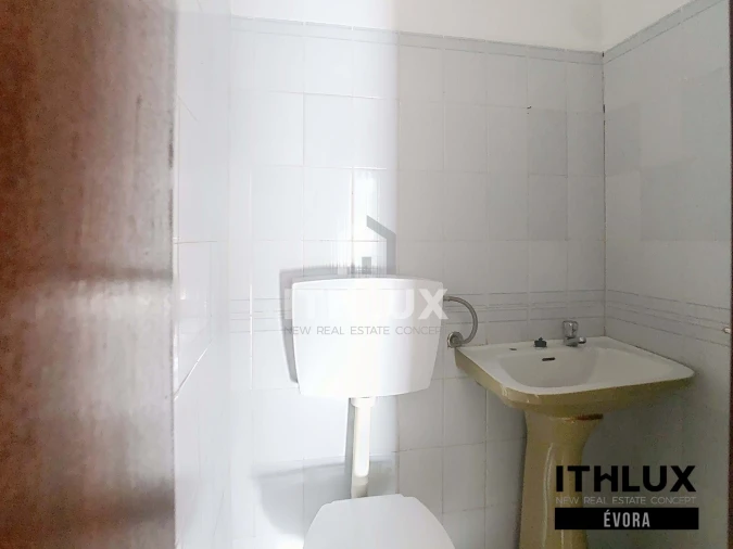 Moradia T3 para Venda em Nossa Senhora da Expectação Foto 13