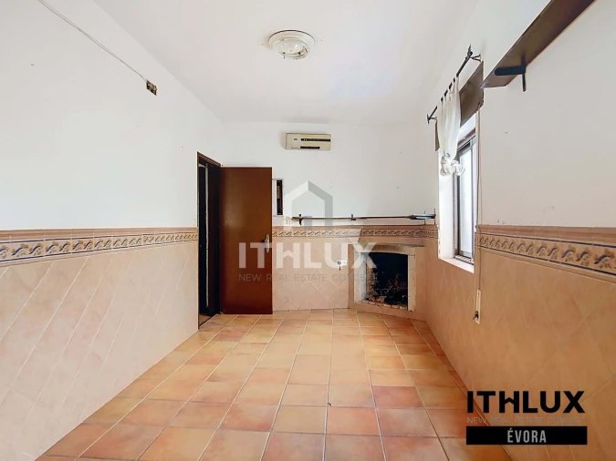Moradia T3 para Venda em Nossa Senhora da Expectação Foto 3