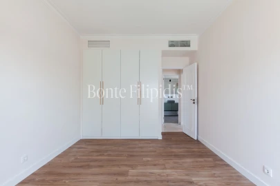 Moradia T4 para Venda em Corroios