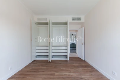 Moradia T4 para Venda em Corroios