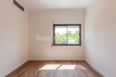 Moradia T4 para Venda em Corroios