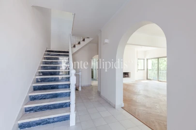 Moradia T4 para Venda em Corroios