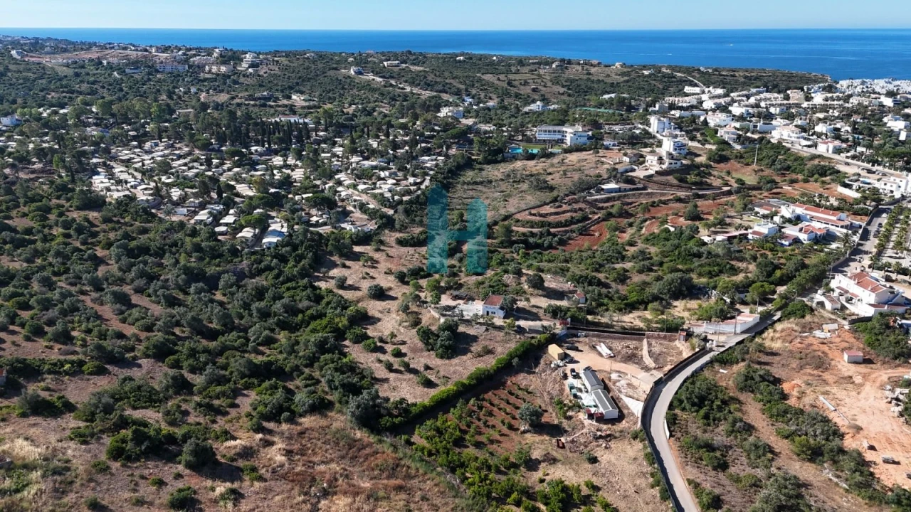 Terreno para Venda em Estômbar e Parchal Foto 8