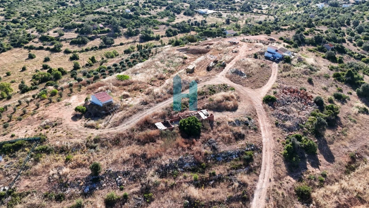 Terreno para Venda em Estômbar e Parchal Foto 4
