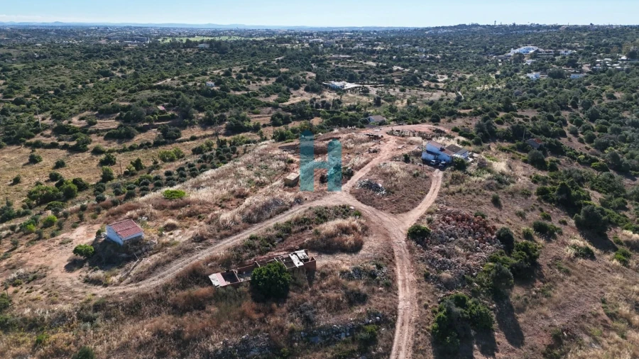 Terreno para Venda em Estômbar e Parchal Foto 3