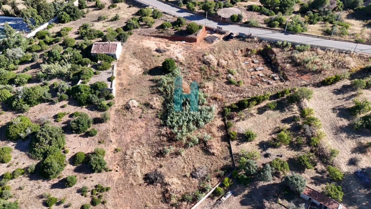 Terreno para Venda em Estômbar e Parchal Foto 5