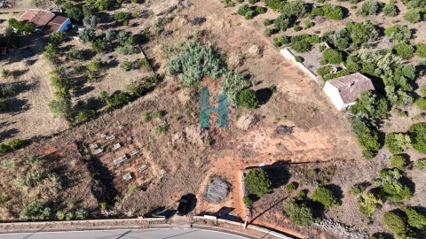 Terreno para Venda em Estômbar e Parchal