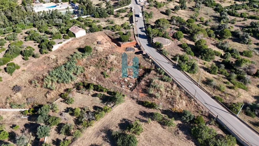 Terreno para Venda em Estômbar e Parchal Foto 8
