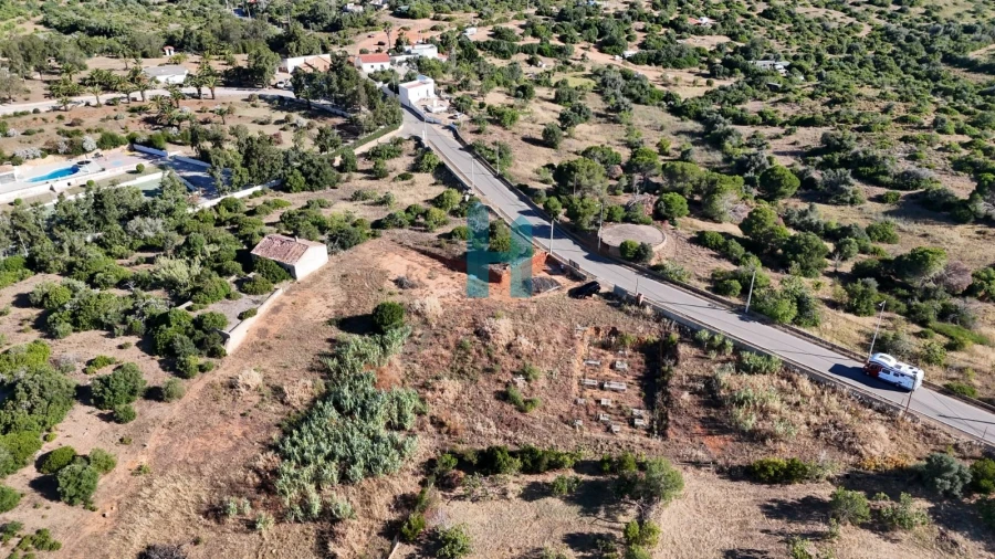 Terreno para Venda em Estômbar e Parchal Foto 7