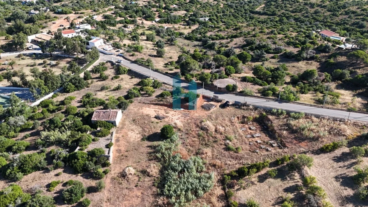 Terreno para Venda em Estômbar e Parchal Foto 6