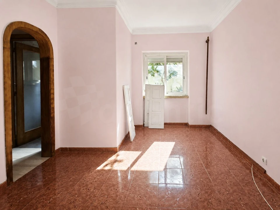 Apartamento T2 para Venda em Venteira Foto 4