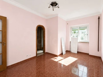 Apartamento T2 para Venda em Venteira
