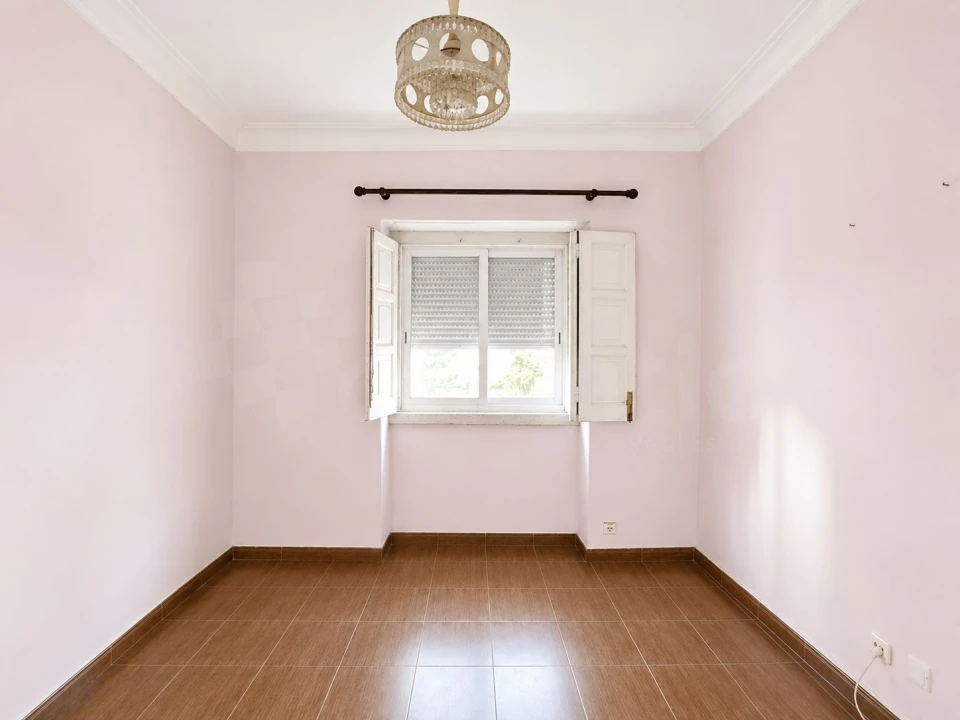 Apartamento T2 para Venda em Venteira Foto 14