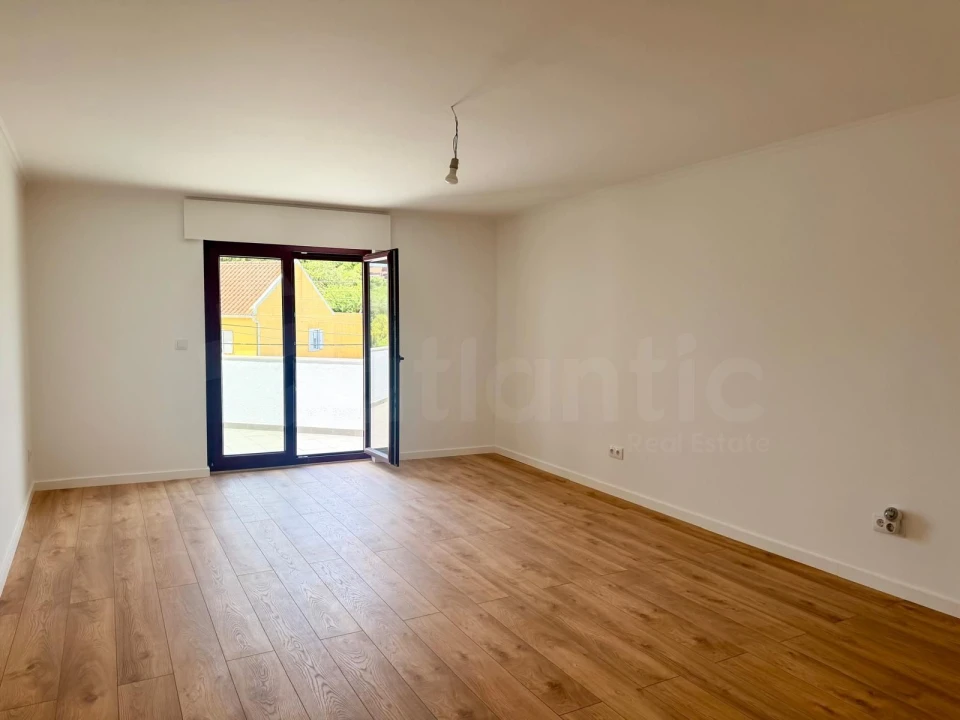 Apartamento T3 para Venda em Casal de Cambra Foto 15