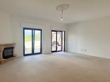 Apartamento T3 para Venda em Casal de Cambra