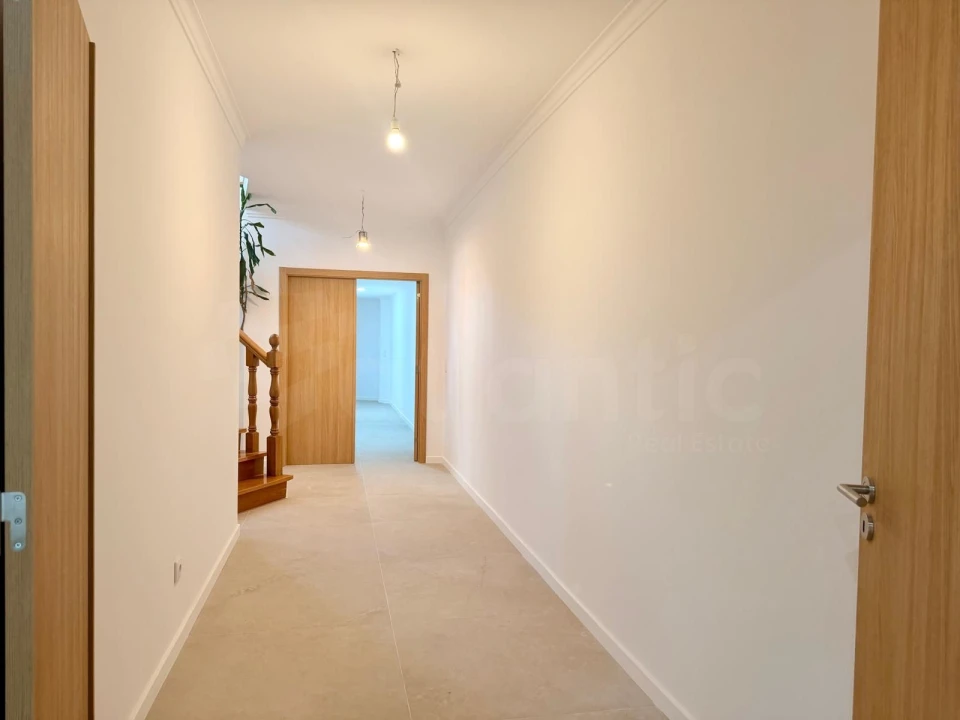 Apartamento T3 para Venda em Casal de Cambra Foto 14