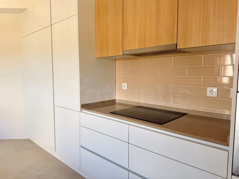 Apartamento T3 para Venda em Casal de Cambra Foto 2