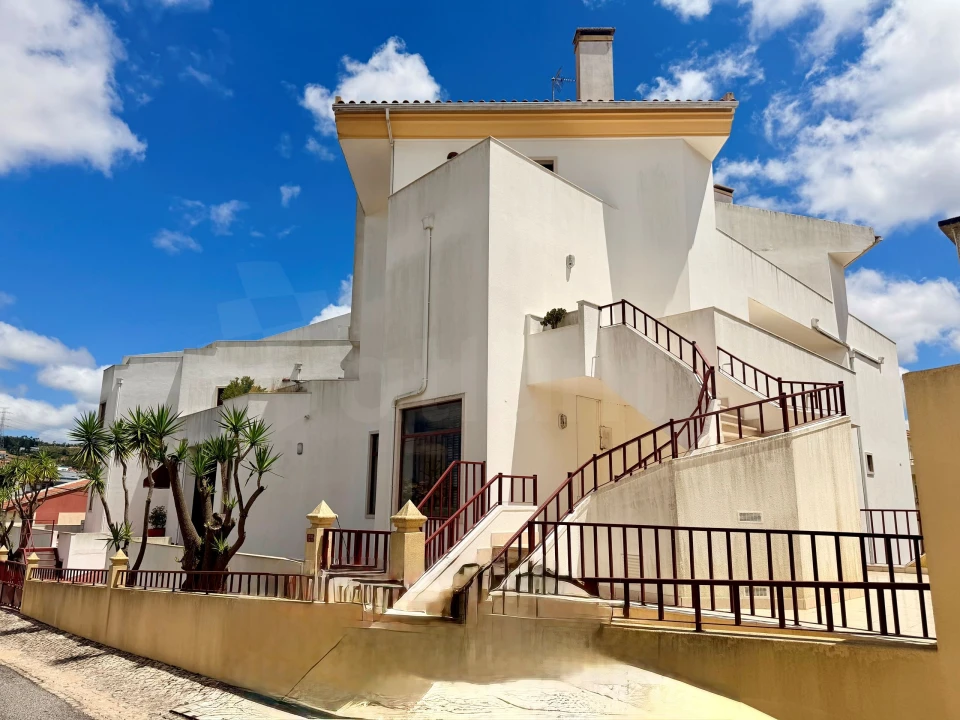 Apartamento T3 para Venda em Casal de Cambra Foto 37
