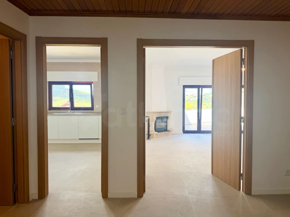 Apartamento T3 para Venda em Casal de Cambra Foto 7