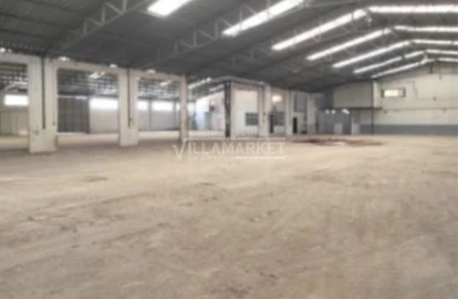 Armazém para Venda em Torres Novas (Santa Maria, Salvador e Santiago)